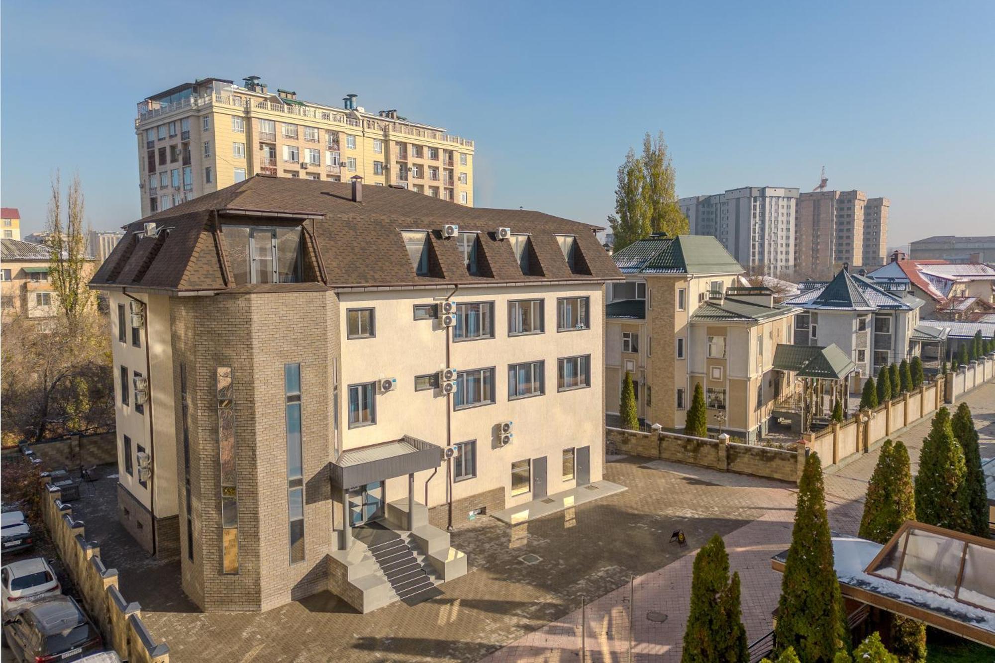 Duo Hotel By Futuro Bishkek Exterior photo